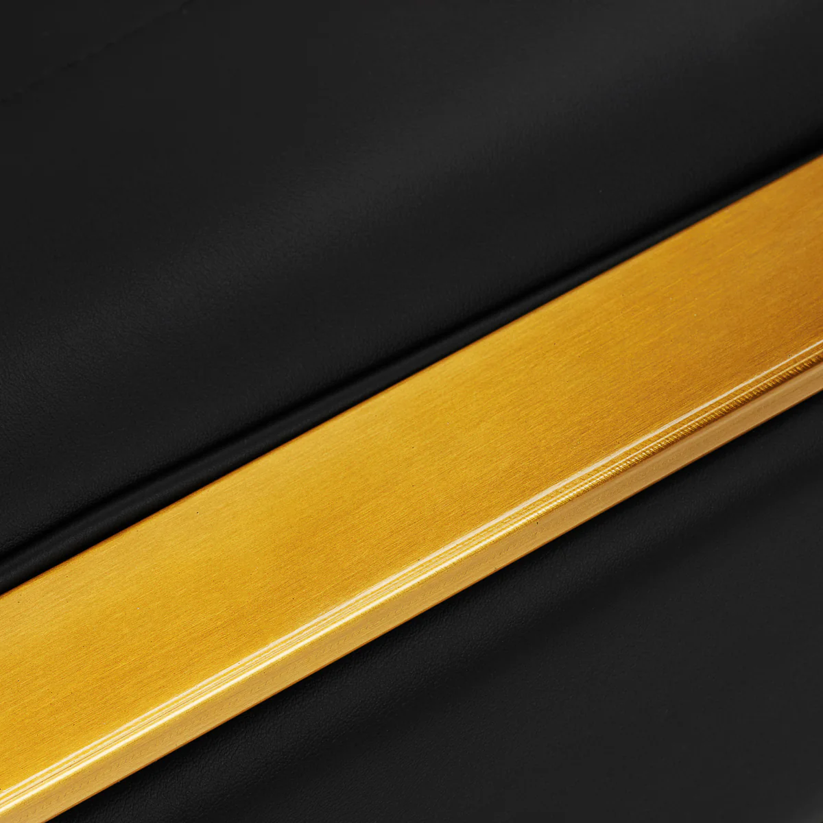 Gabbiano Hairdressing Chair Acri Gold & Black - Image 7