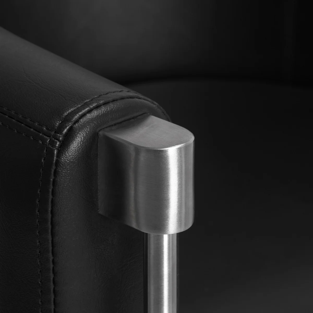 Gabbiano Hairdressing Chair Burgos Black - Image 5