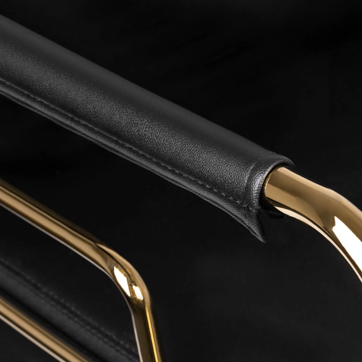 GABBIANO HAIRDRESSING CHAIR PRATO GOLD - BLACK - Image 4