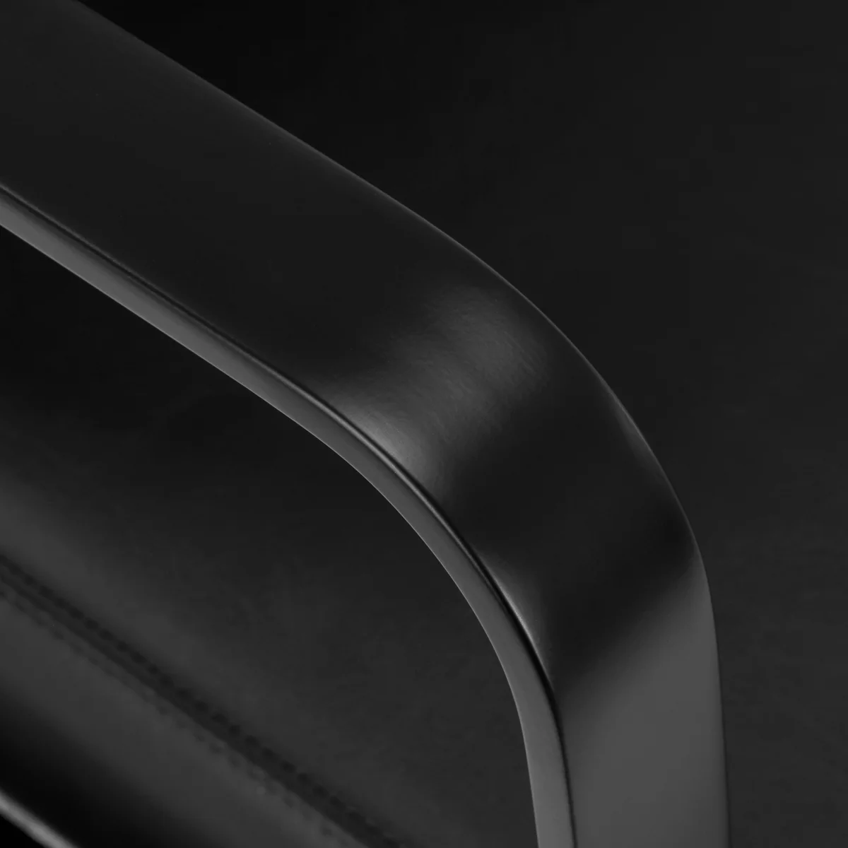 Gabbiano Porto-BM Hairdressing Chair Black - Image 9