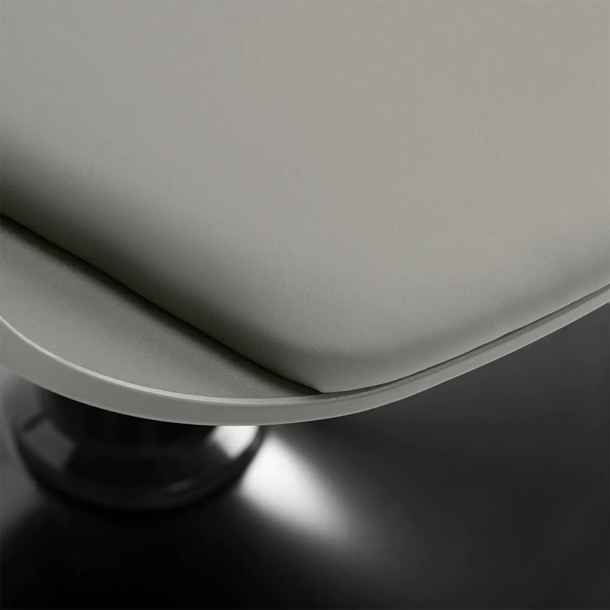 Hair System Halo Hairdressing Chair Grey & Black - Image 7