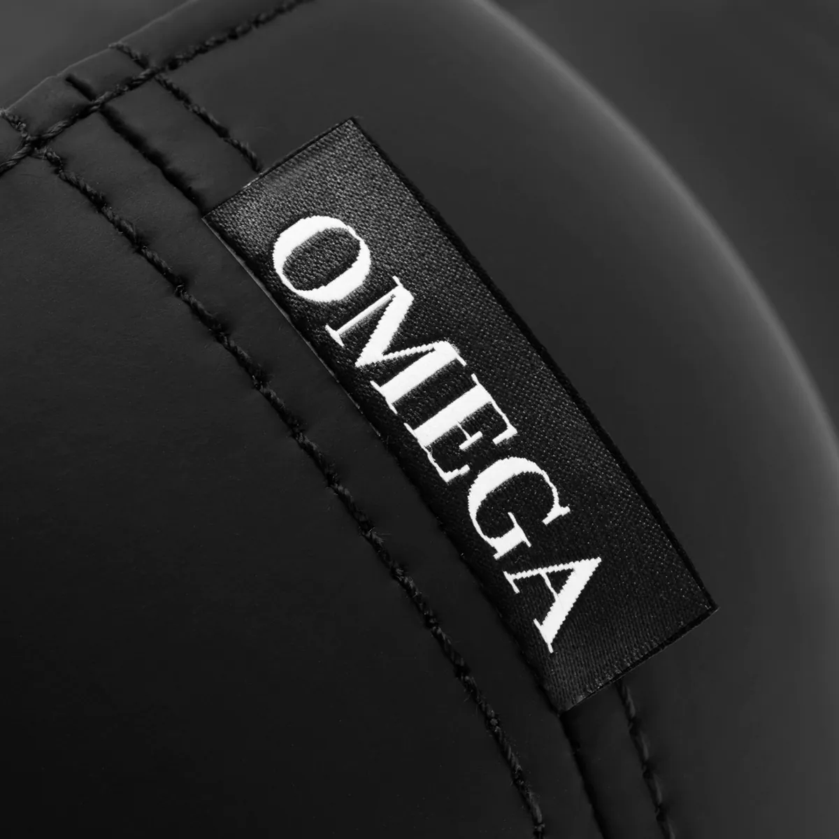 Omega Supremo Swivel Stool Black & Silver - Image 3