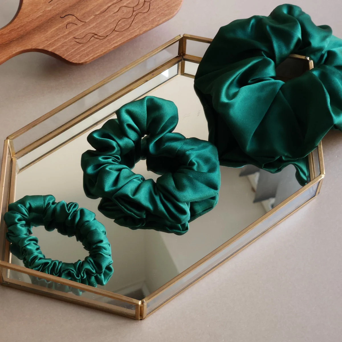 Roxie Collection Luxe 100% Mulberry Silk 30 Momme Scrunchie Bottle Green