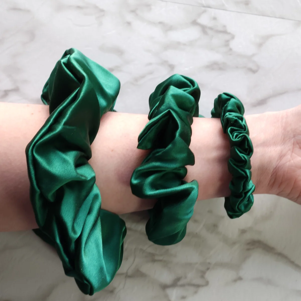 Roxie Collection Luxe 100% Mulberry Silk 30 Momme Scrunchie Bottle Green - Image 3