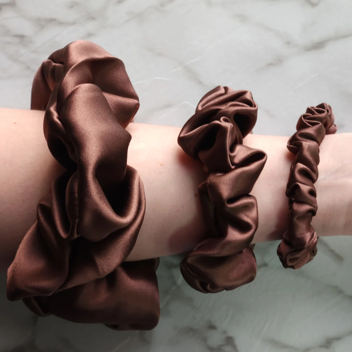 Roxie Collection Luxe 100% Mulberry Silk 30 Momme Scrunchie Chocolate Brown - Image 4