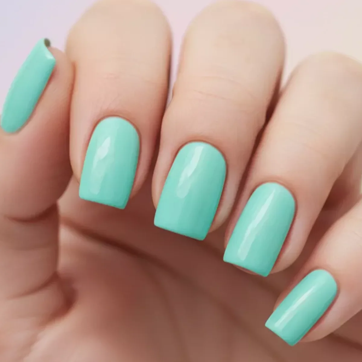 Victoria Vynn Gel Polish Color 454 Fresh Minty - Image 3