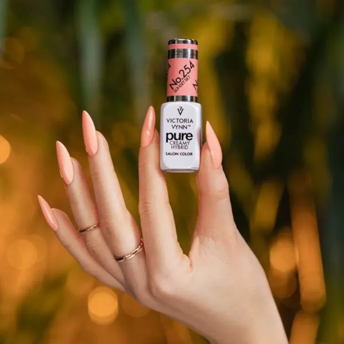 Victoria Vynn Pure Creamy Hybrid Gel 254 Sunset Sky - Image 3